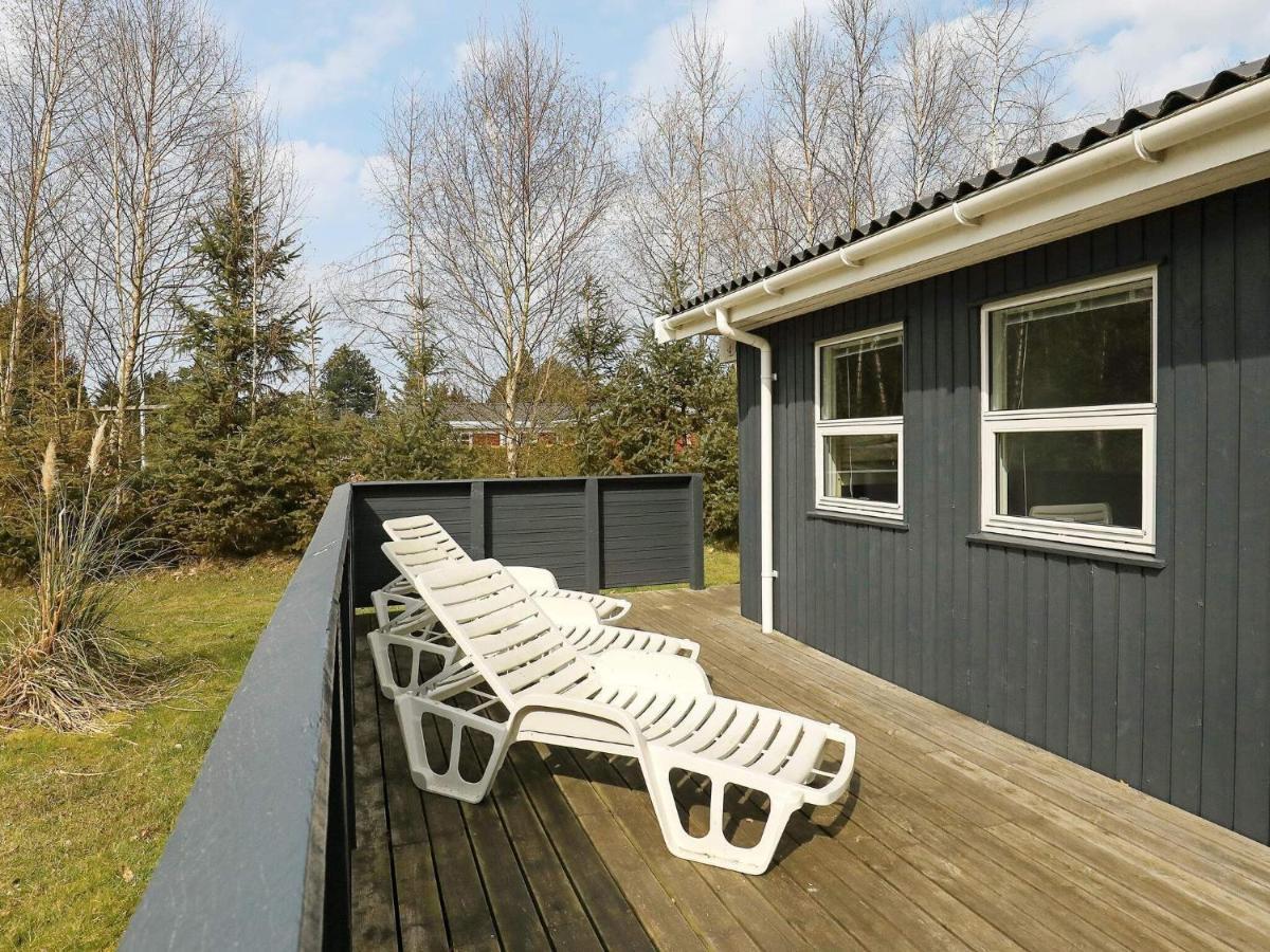 Three-Bedroom Holiday Home In Vaeggerlose 6 Boto By Room photo